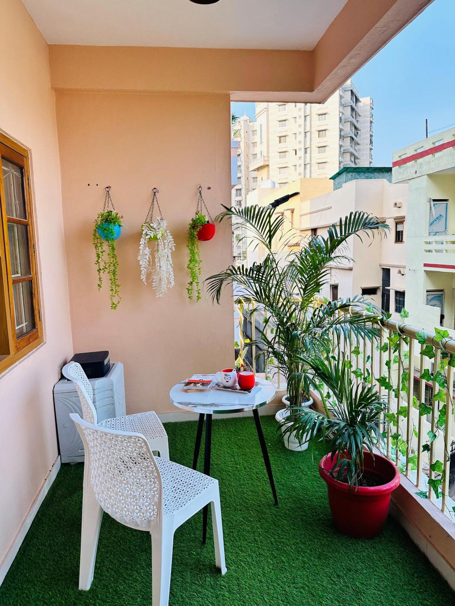 Zoomstay - 3Bhk Apartments Varanasi Bagian luar foto