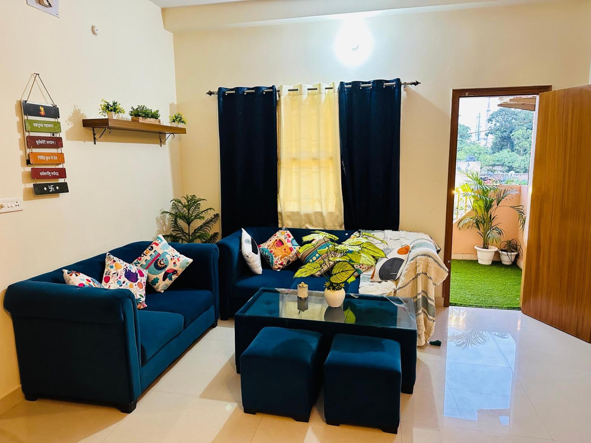 Zoomstay - 3Bhk Apartments Varanasi Bagian luar foto